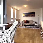 Warnemuende Kranich 17921