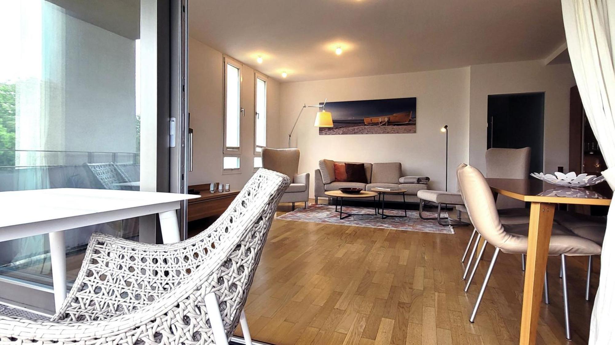 Warnemuende Kranich 17921 Rostock